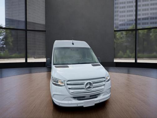 2022 Mercedes-Benz Sprinter 3500 170 WB High Roof Extended Cargo