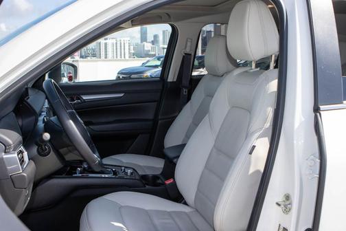 2023 Mazda CX-5 2.5 S Preferred Package