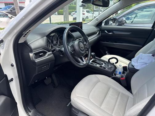 2023 Mazda CX-5 2.5 S Preferred Package