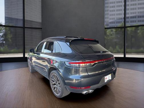 2021 Porsche Macan S