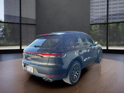 2021 Porsche Macan S