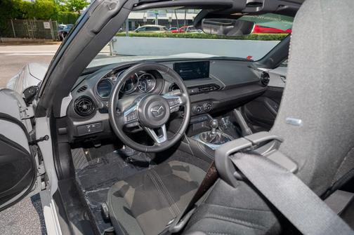 2024 Mazda MX-5 Miata Club