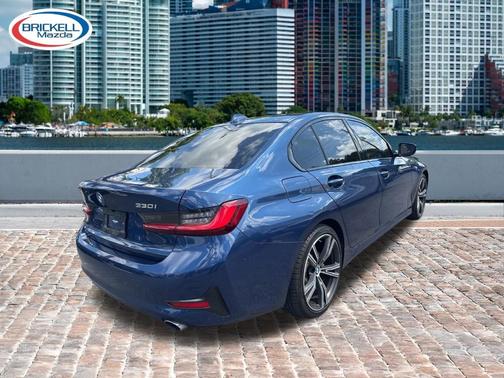 Phytonic Blue Metallic 2022 BMW 330 i