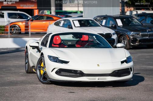 2023 Ferrari 296 GTS Base