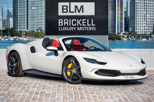 2023 Ferrari 296 GTS Base