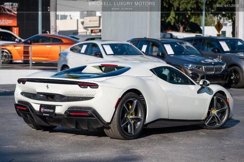 2023 Ferrari 296 GTS Base