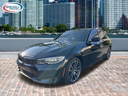 Jet Black 2021 BMW 330 i