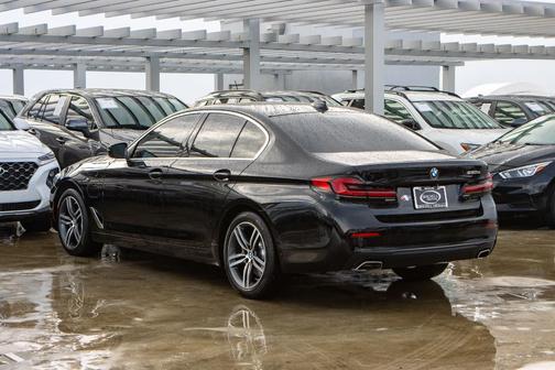 2021 BMW 530 530e