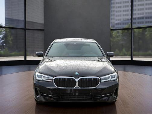 2021 BMW 530 530e
