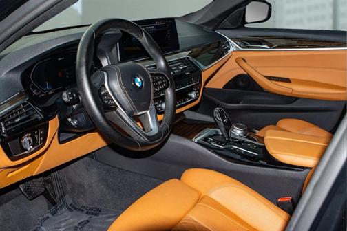 2021 BMW 530 530e