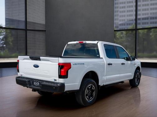 2022 Ford F-150 Lightning Pro