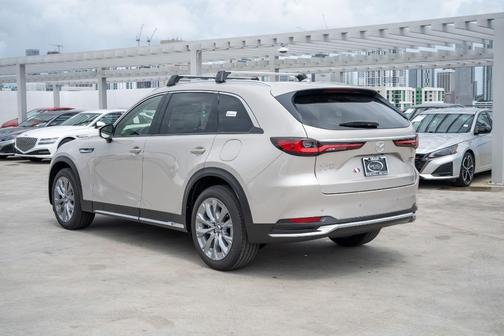 Platinum Quartz Metallic 2026 Mazda CX-90 3.3 Turbo Premium Plus