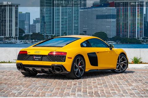 2023 Audi R8 5.2 V10 performance