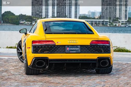 2023 Audi R8 5.2 V10 performance