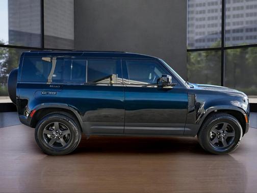 2023 Land Rover Defender S