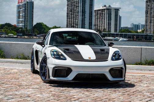 2024 Porsche 718 Cayman GT4 RS