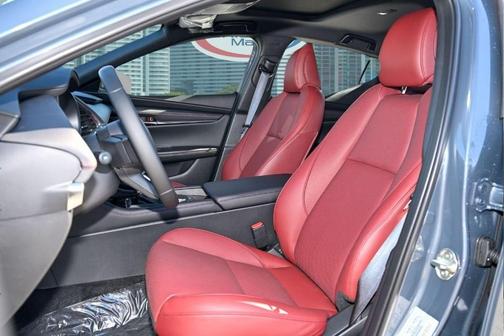 2026 Mazda Mazda3 Carbon Edition