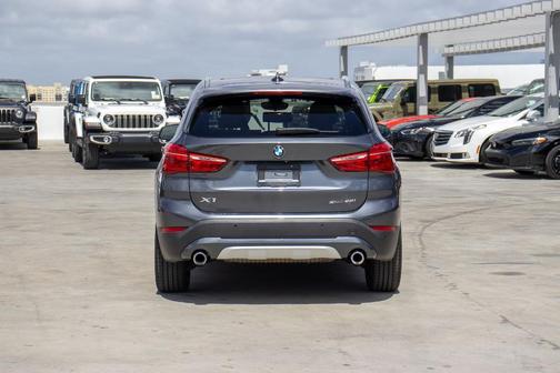 2021 BMW X1 sDrive28i
