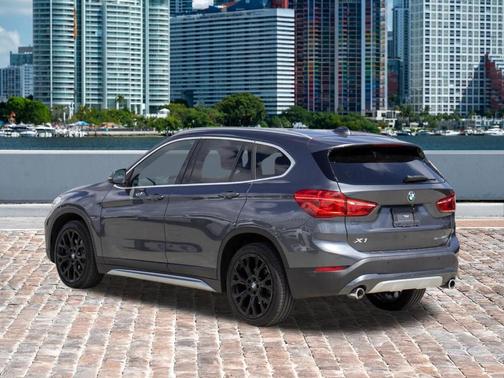 2021 BMW X1 sDrive28i