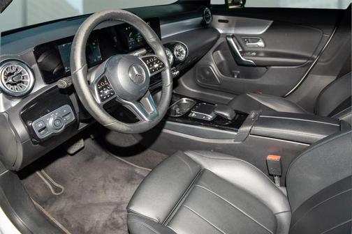 2022 Mercedes-Benz CLA 250 Base