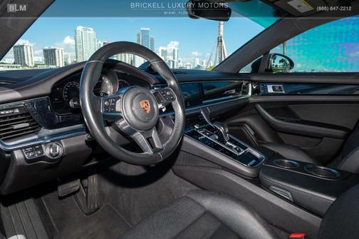 2018 Porsche Panamera Base