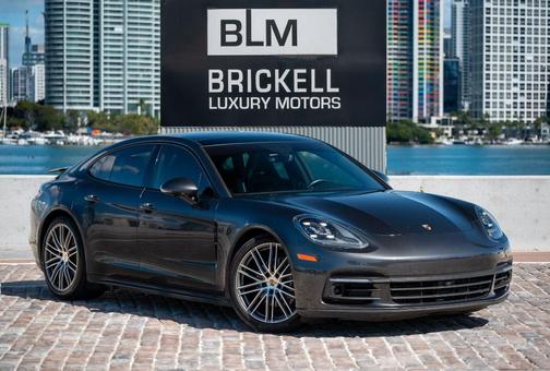 2018 Porsche Panamera Base