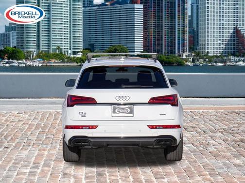 2025 Audi Q5 45 S line quattro Premium