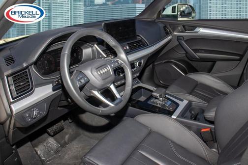 2025 Audi Q5 45 S line quattro Premium