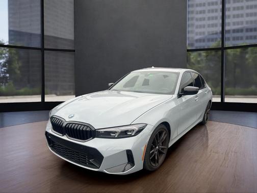 2023 BMW 330 i xDrive