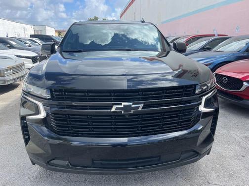 2023 Chevrolet Suburban RST