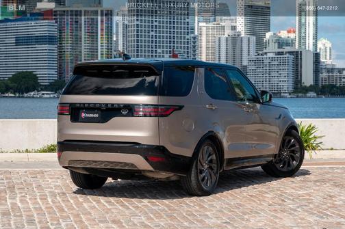 2023 Land Rover Discovery P360 S R-Dynamic