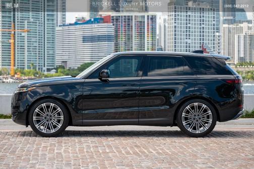 2024 Land Rover Range Rover Sport SE