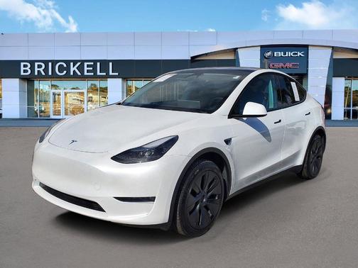2025 Tesla Model Y Long Range