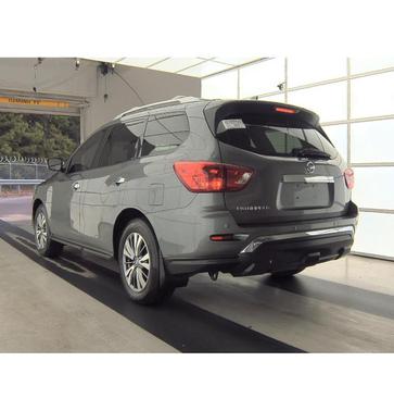 2019 Nissan Pathfinder S