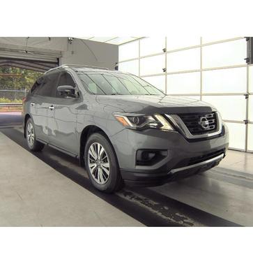 2019 Nissan Pathfinder S