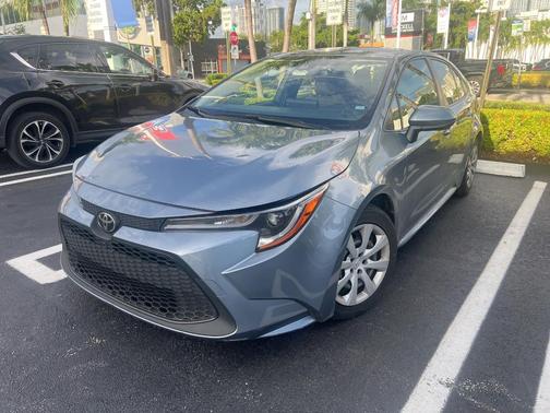 2022 Toyota Corolla LE