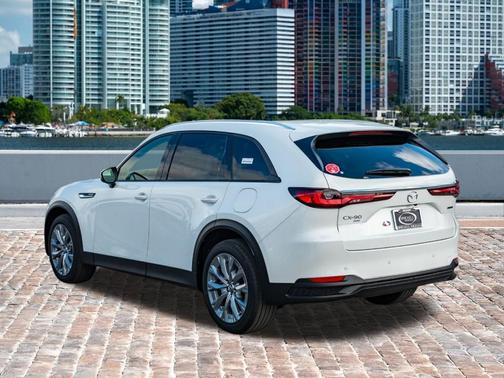 Rhodium White Premium 2026 Mazda CX-90 3.3 Turbo Preferred
