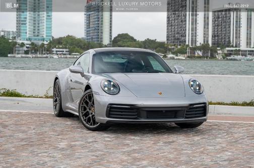 2024 Porsche 911 Carrera