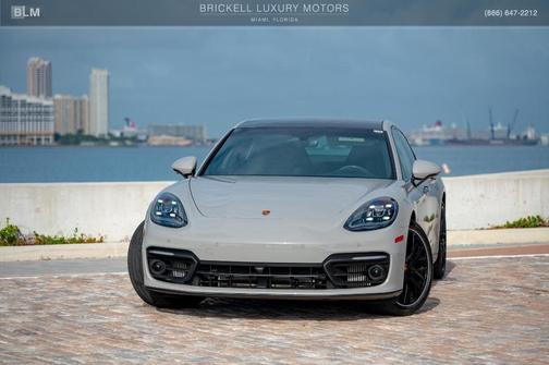 2023 Porsche Panamera 4