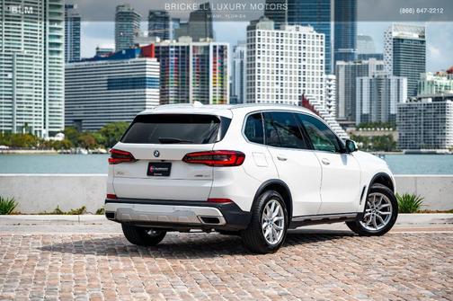 2022 BMW X5 sDrive40i