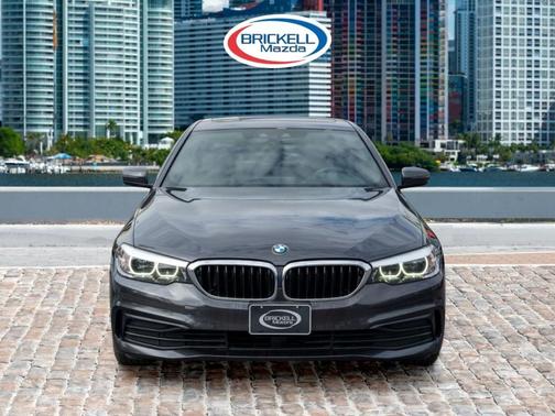 2019 BMW 530 i