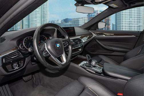 2019 BMW 530 i
