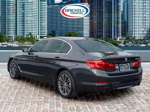 2019 BMW 530 i