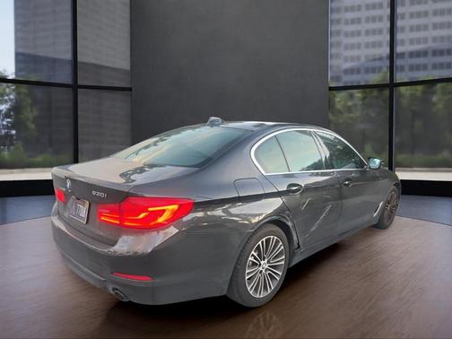 2019 BMW 530 i