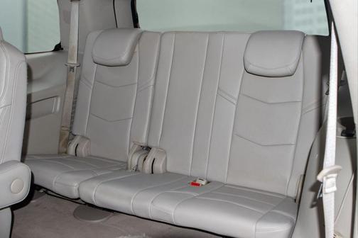 2016 Cadillac Escalade Luxury