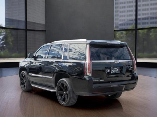 2016 Cadillac Escalade Luxury