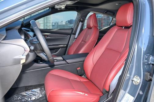 2026 Mazda Mazda3 Carbon Edition