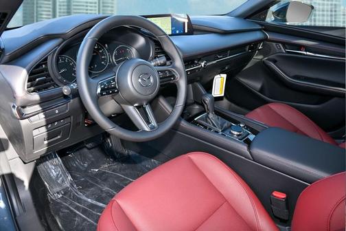 2026 Mazda Mazda3 Carbon Edition