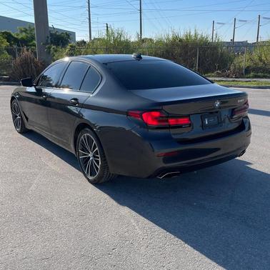2021 BMW 540 i