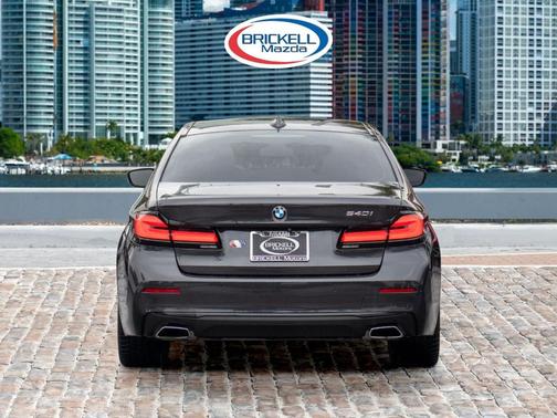 2021 BMW 540 i